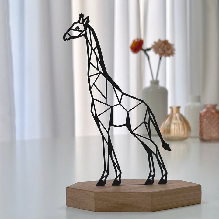 Elegante giraf decoratie voor op vensterbank - duurzaam design van matzwart karton en hout