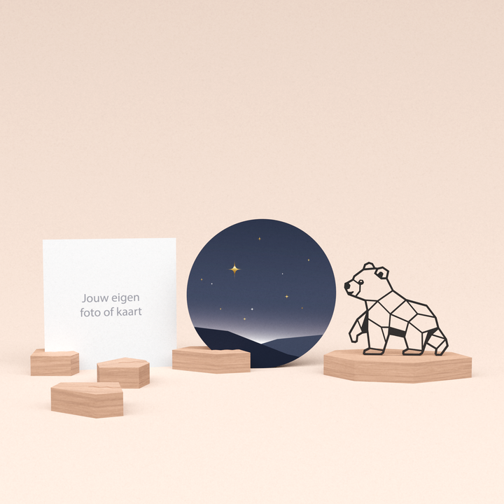 premium fotohouder cadeauset met beer illustratie en luxe ronde wenskaart sterrenhemel