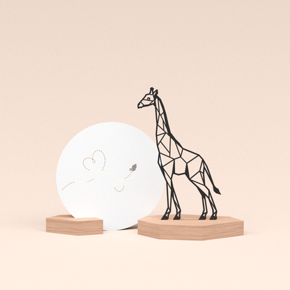 luxe cadeau wenskaarthouder met giraf illustratie en ronde wenskaart liefdevolle vlinder 