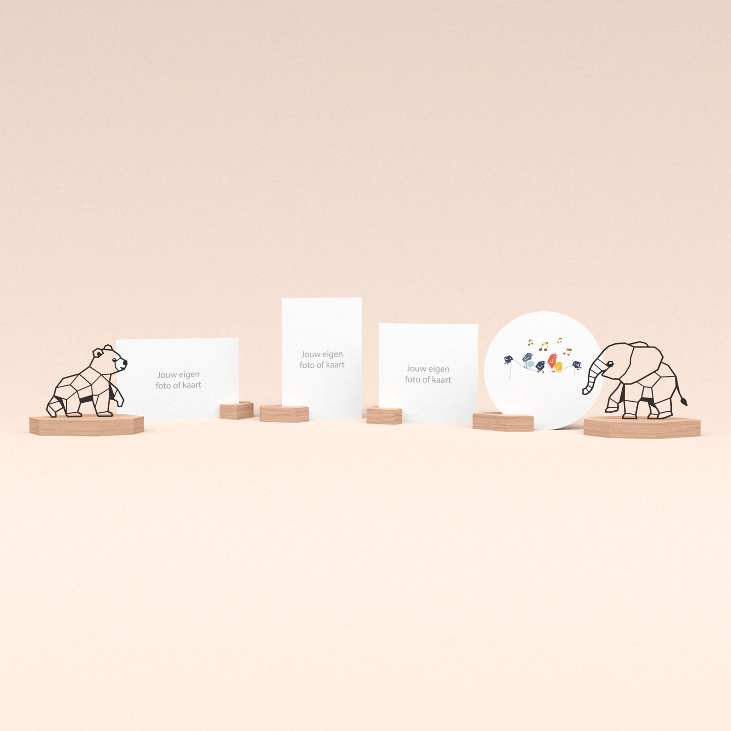 ultieme wenskaarthouder cadeauset met beer en olifant illustratie en met mooie ronde kaart tjieperdepiep hoera! 
