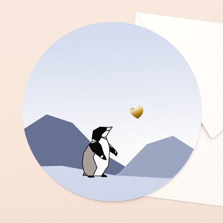 luxe wenskaart kleine pinguin met goudfolie in vierkante envelop  
