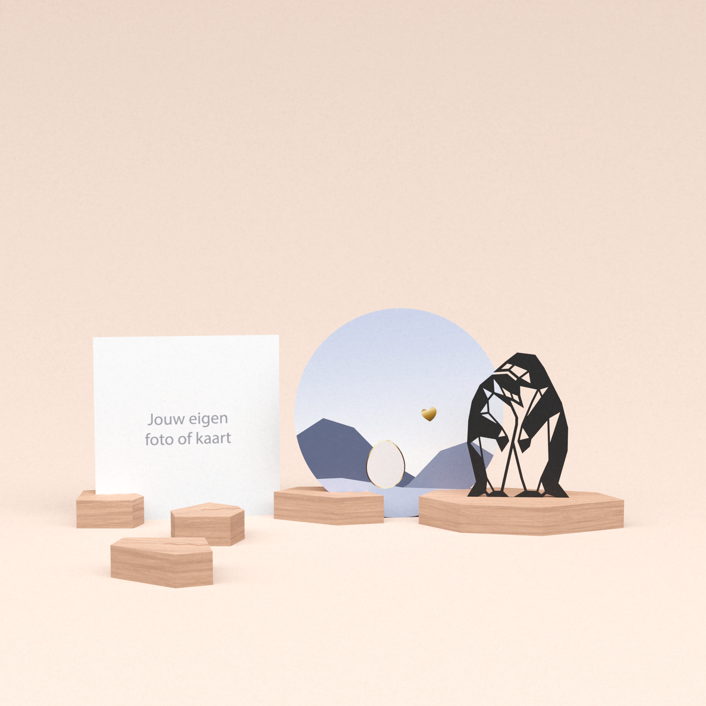 premium wenskaarthouder cadeauset met pinguins illustratie en luxe ronde kaart kleintje op komst! 