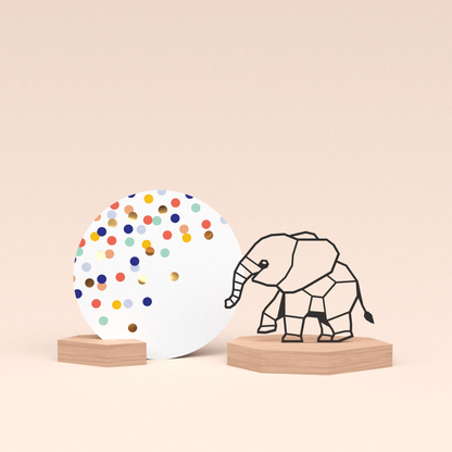 luxe cadeau kaartstandaard met olifantje illustratie en ronde kaart confetti feest 