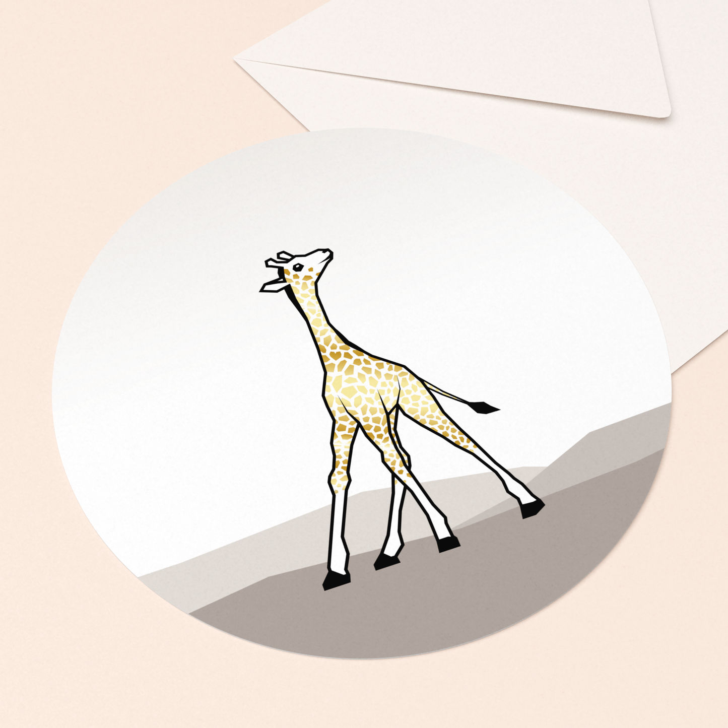 ronde ansichtkaart girafje met goud in luxe envelop  