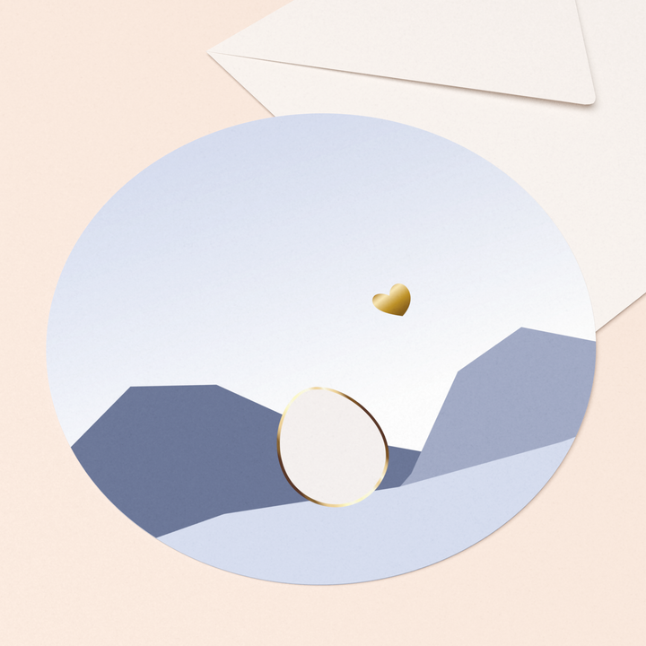 ronde ansichtkaart kleintje op komst met goud in luxe envelop  