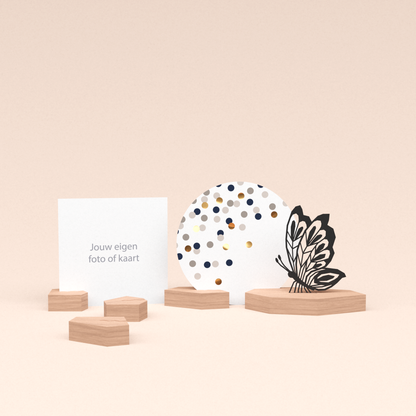 premium wenskaarthouder cadeauset met vlinder illustratie en luxe ronde kaart confetti champagne 