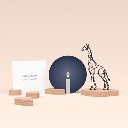 premium fotohouder cadeauset met giraf illustratie en luxe ronde wenskaart kaarslicht 