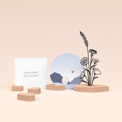 premium fotohouder cadeauset met bloemenboeket illustratie en luxe ronde wenskaart kleintje op komst! 