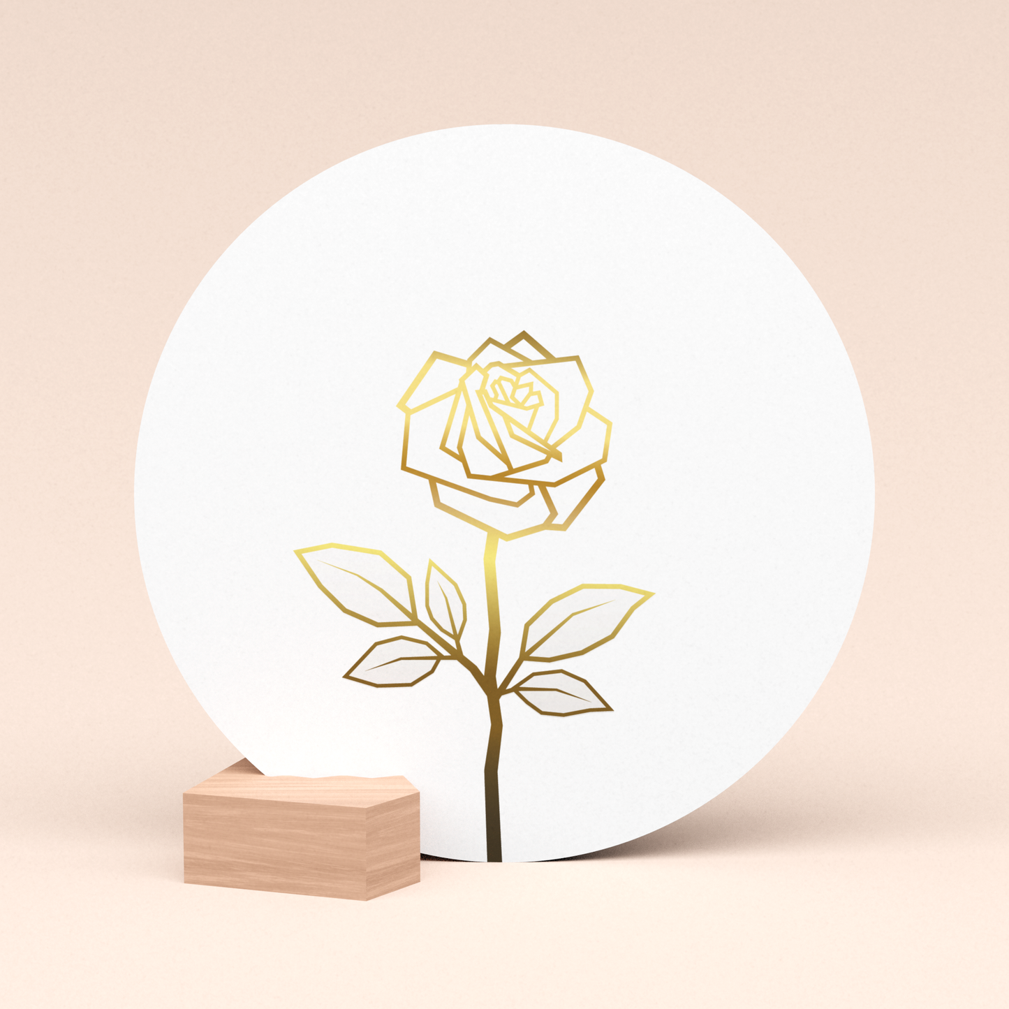 luxe ronde witte kaart met gouden roos in houten kaarthouder blokje