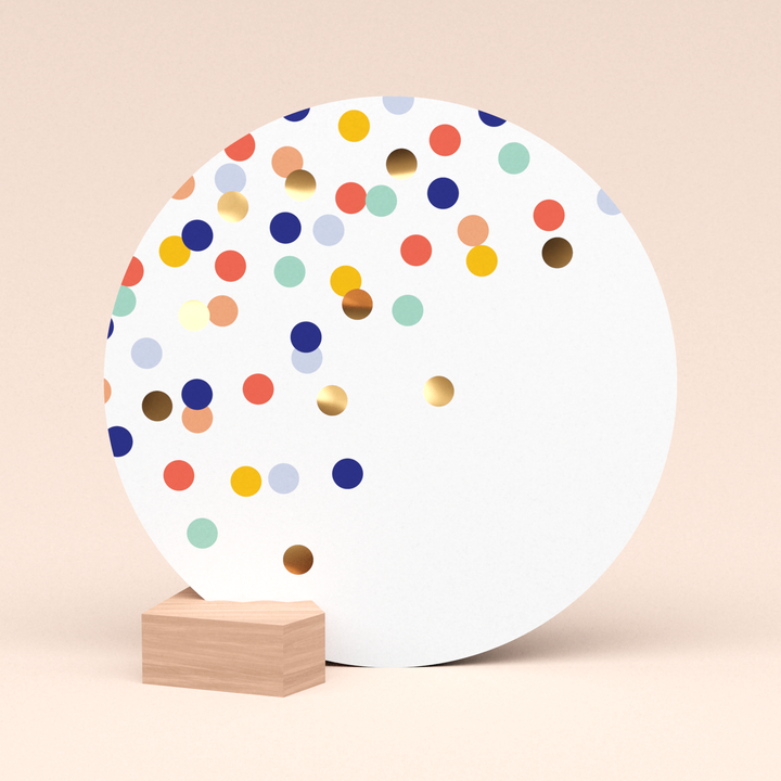 luxe ronde kaart confetti feest met houten kaarthouder fotohouder