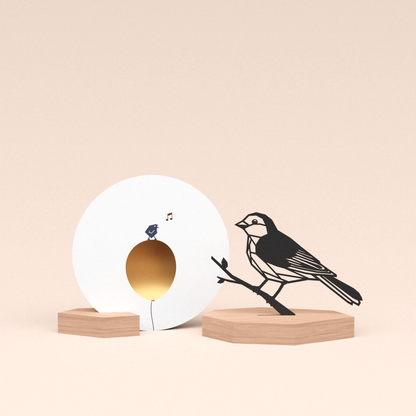 luxe cadeau wenskaarthouder met vogel | mus illustratie en ronde wenskaart tjiep hoera 