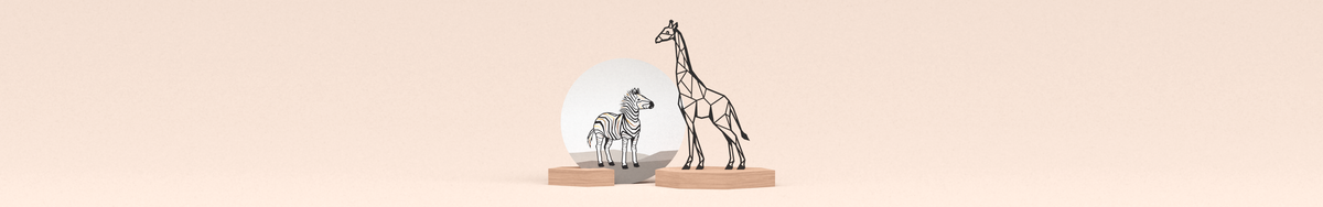 giraf in houten standaard en ronde wenskaart zebra